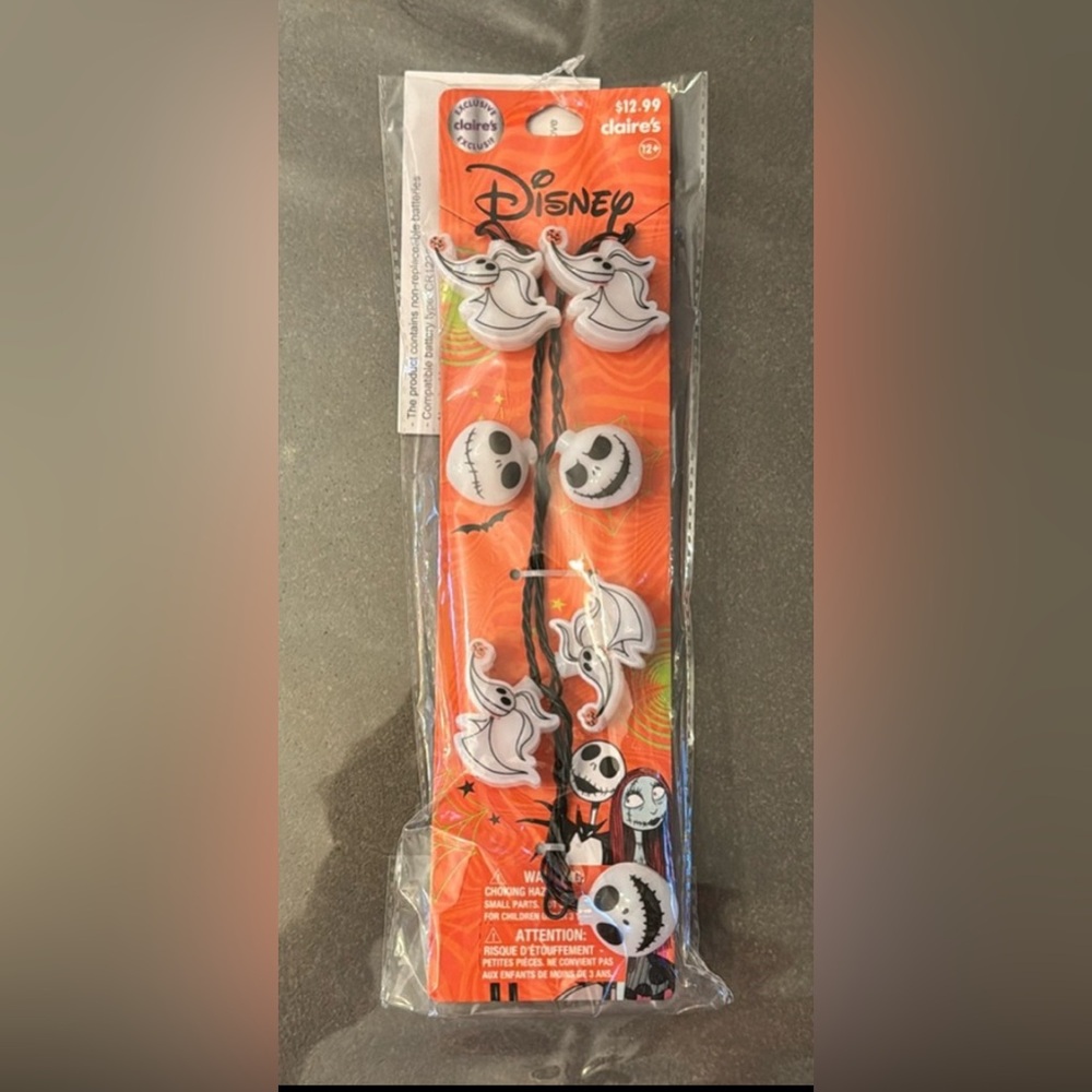 Halloween Disney Nightmare Before Christmas. Light-Up Necklace .